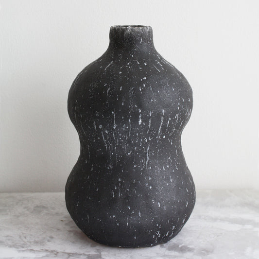 Speckled Black Curve Bottle