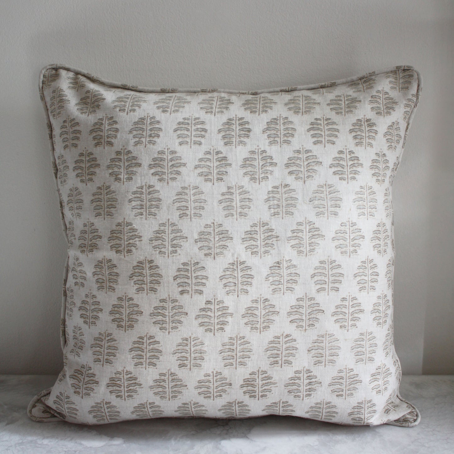 Paros Elm Pillow 20"